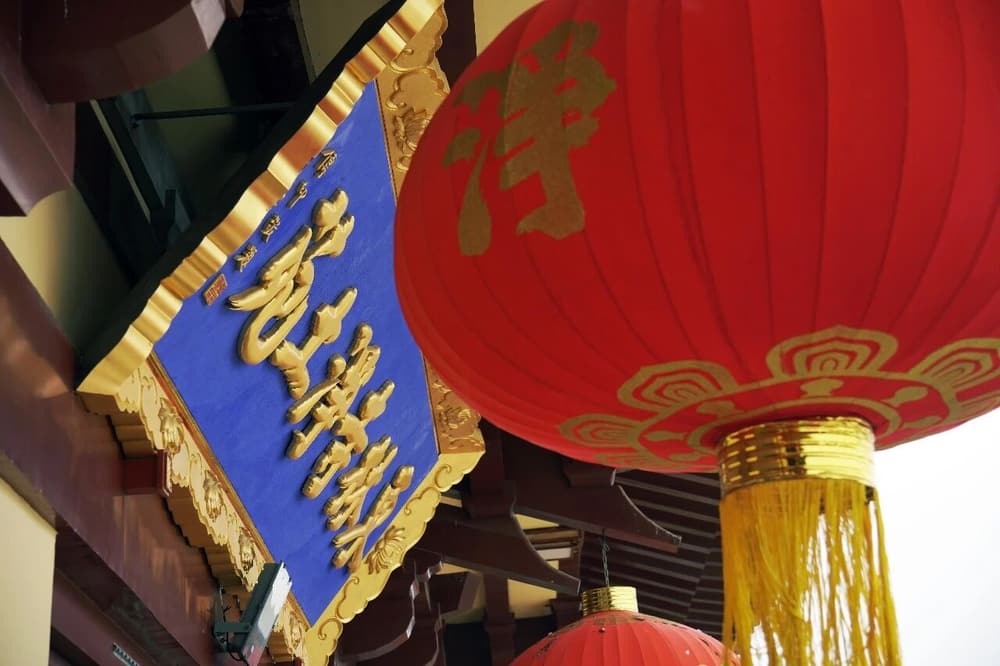 ����λ��ʦ�ᱨ��ȴ��Լ��ͬ����ֹ��ʦ������